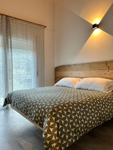 Others 5, Al Borgo camere e colazione, Belluno