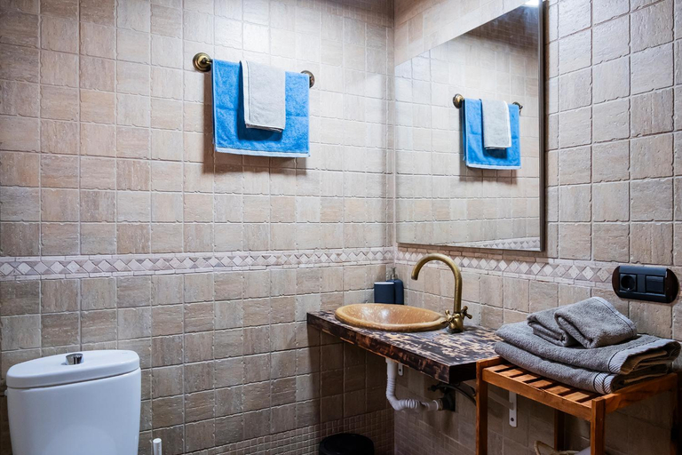 Bathroom 1, Tenerife Healing Garden, Santa Cruz de Tenerife