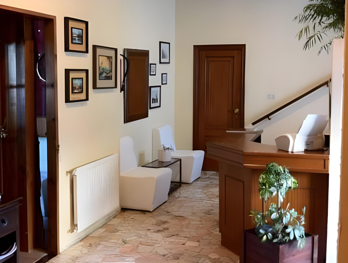 Others 5, Hotel Pinzon, Pontevedra