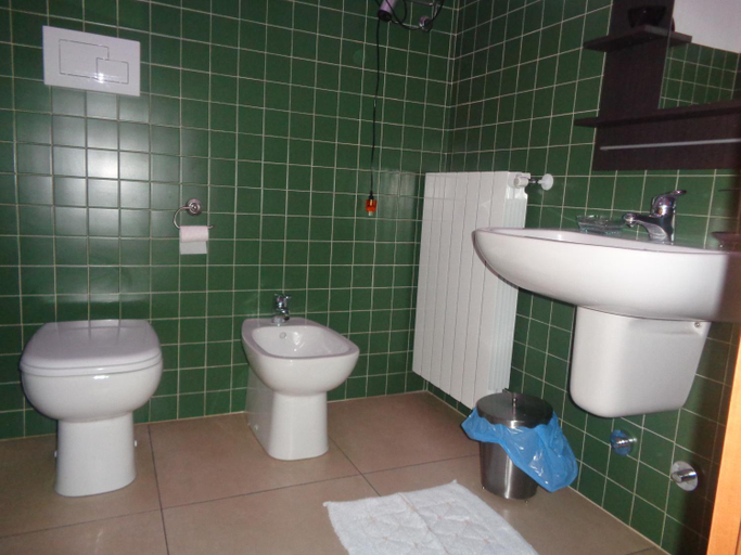Bathroom 5, PrendiTempo, Bergamo