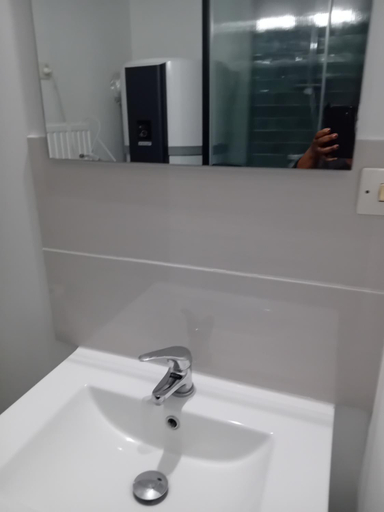 Others 5, Chambre privee dans une maison individuelle, Nord