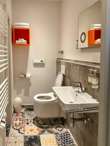 Bathroom 5, Trip Inn Boutique Rubens Essen, Essen