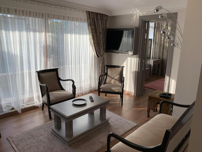 Others 4, Regency World Suite, Beyoğlu