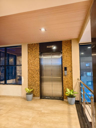 Public Area 2, Hotel Vaishnavi, Solapur