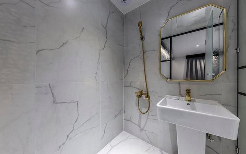 Bathroom 5, Incheon Yonghyeondong Number 25, Nam