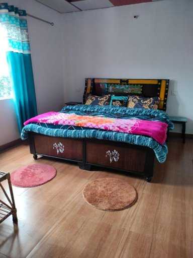 Bedroom 2, Moon Cafe & stay, Rudraprayag