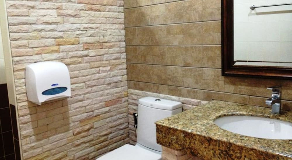 Bathroom 5, Northstar Hotel and Resort, Muang Chiang Rai