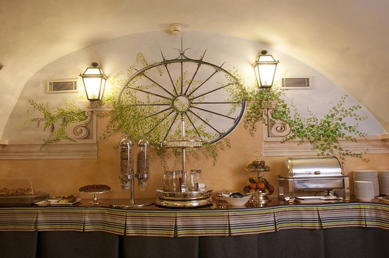 Food & Drinks 5, Hotel S. Anna, Rome