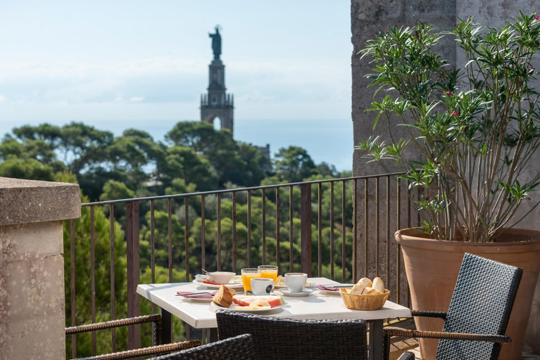 Food & Drinks 5, サント サルバドール ホスタトゲリア(Petit Hotel Hostatgeria Sant Salvador), Baleares
