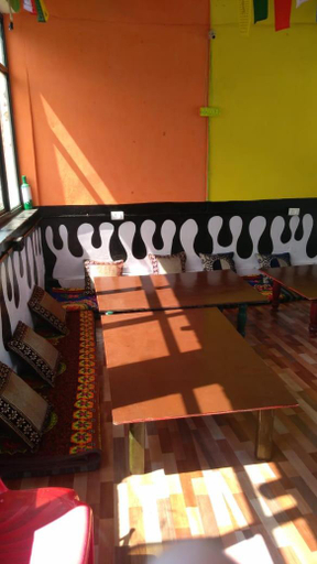 Food & Drinks, Moon Cafe & stay, Rudraprayag