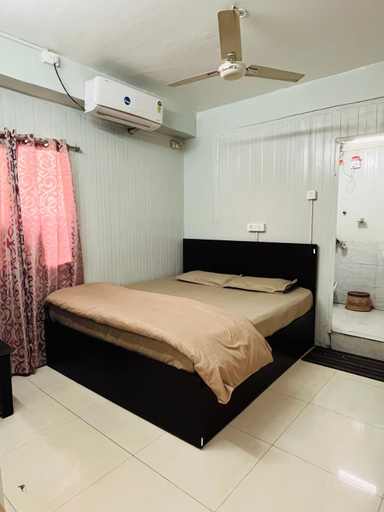 Bedroom 3, Homestay near ISBT Kashmiri Gate & Metro | Private Rooms & Dorms, Delhi