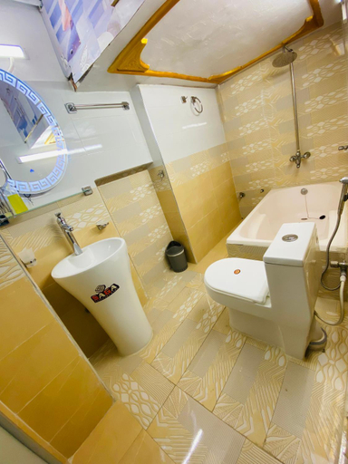 Bathroom, Jhelum One Hotel, Shandar Chowk Jhelum, Gujranwala