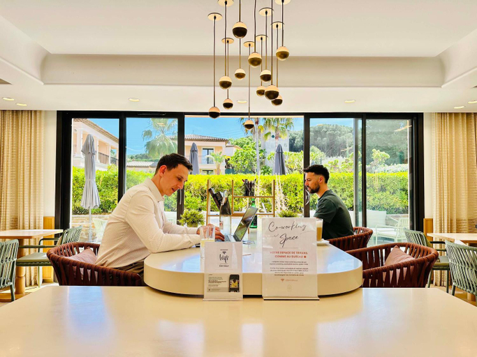 Food & Drinks 5, Hotel Brin d'Azur - Saint Tropez, Var