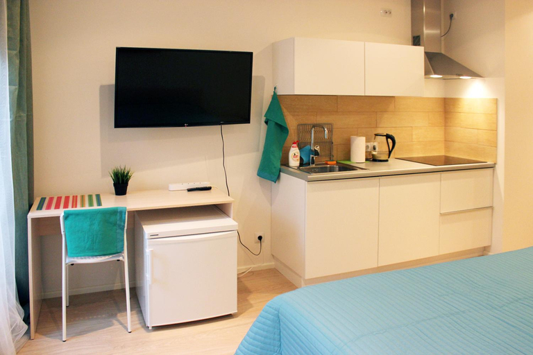Others 5, Avenue Premium, Sankt-Peterburg gorsovet