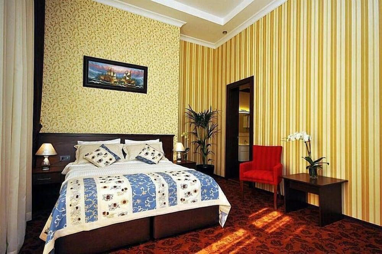 Bedroom 3, Central Park Hotel, Baku