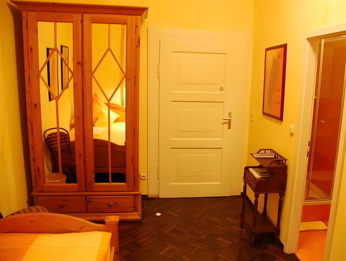 Bedroom, Rhon Hotel Waldcafe St. Georg, Bad Kissingen