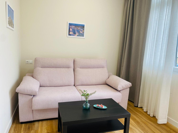 Others 5, Apartamentos Buenos Aires,en el centro de Ribadeo con vistas a la ria, Lugo
