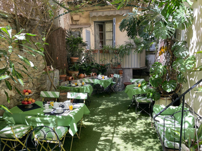 Food & Drinks 4, Hotel Central Bastia, Haute-Corse