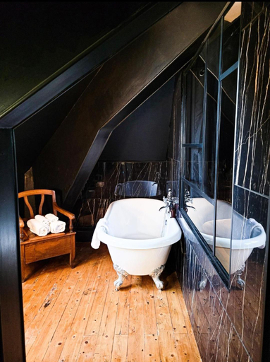 Bathroom 3, Domaine Le Clos de la Source - Spa - Petit dejeuner buffet - Atelier d'art, Loir-et-Cher