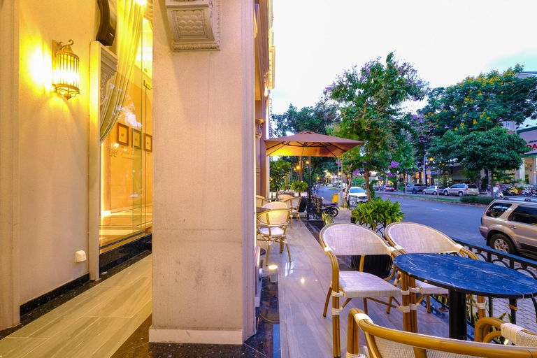 Food & Drinks 5, Golden Tree Hotel & Apartment, District 7
