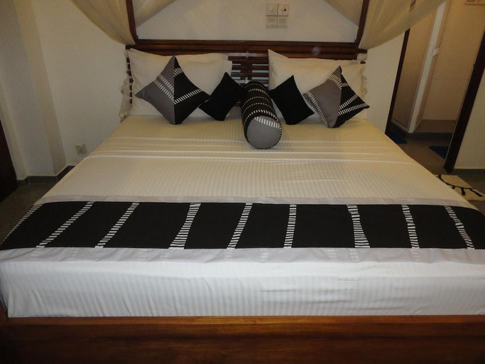 Bedroom 3, Suriya Arana Hotel, Negombo