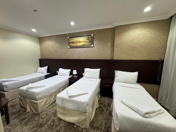 Room 5, el maqam el zahbe, Makkah