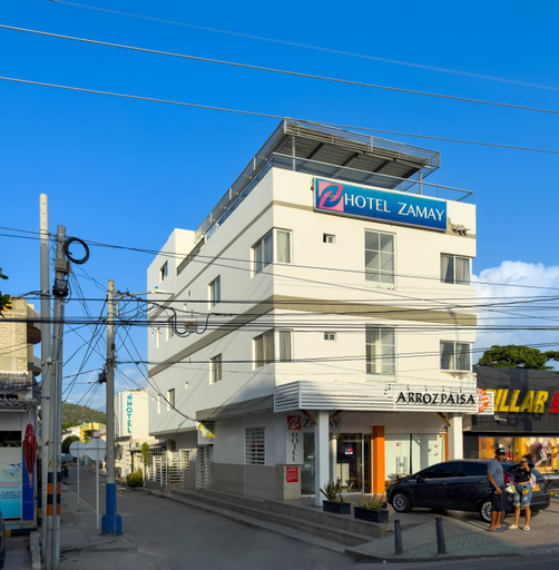 Exterior & Views