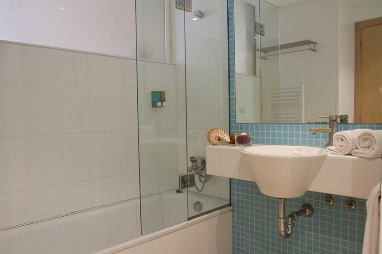 Bathroom 5, Hotel & SPA Dynastic, Alicante