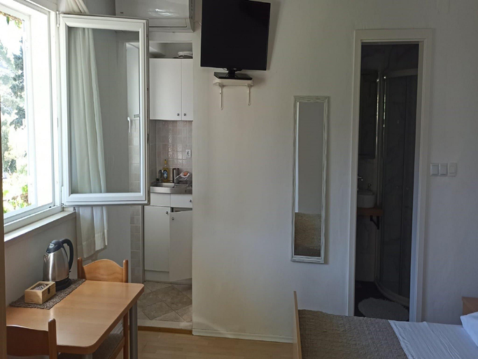 Others 4, Apartments amp Rooms Jokovic-Standard Studio Apartment with Terrace and Partial Sea View SOBA 2, Župa Dubrovačka