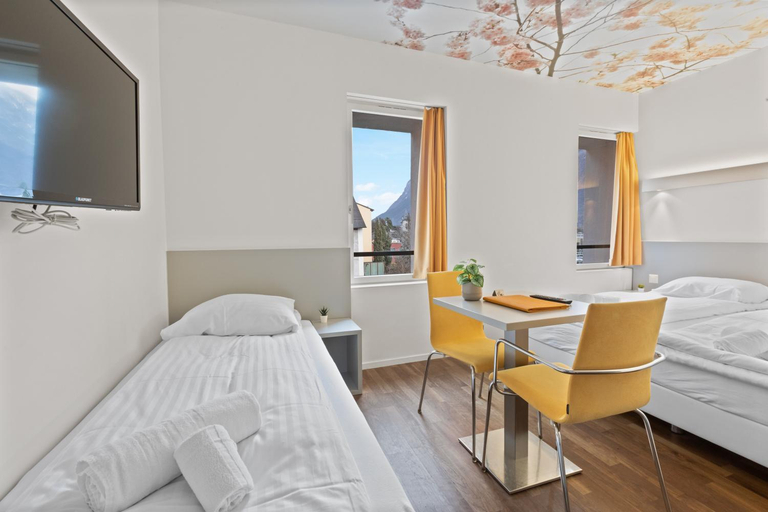 Bedroom 3, Hotel De La Poste Sierre, Sierre