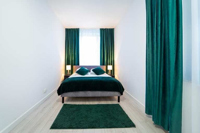 Others 5, Reymonta 22 Apartamenty, Ople