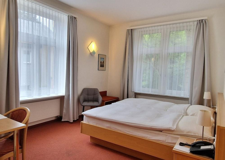 Bedroom 3, Hotel Promenade, Andelfingen