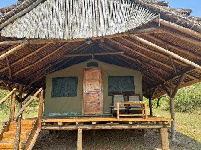 Exterior & Views 2, Bwana Tembo Safari Camp, Nwoya