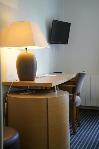 Others 4, Le Pre Saint Germain, Eure