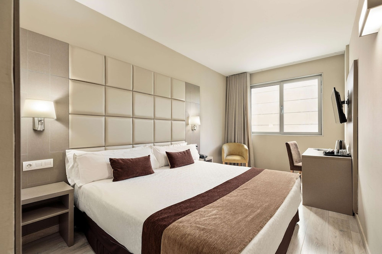 Bedroom 2, Hotel Front Maritim, Barcelona