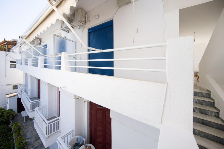 Others 4, Nikos Rooms, Thessaly