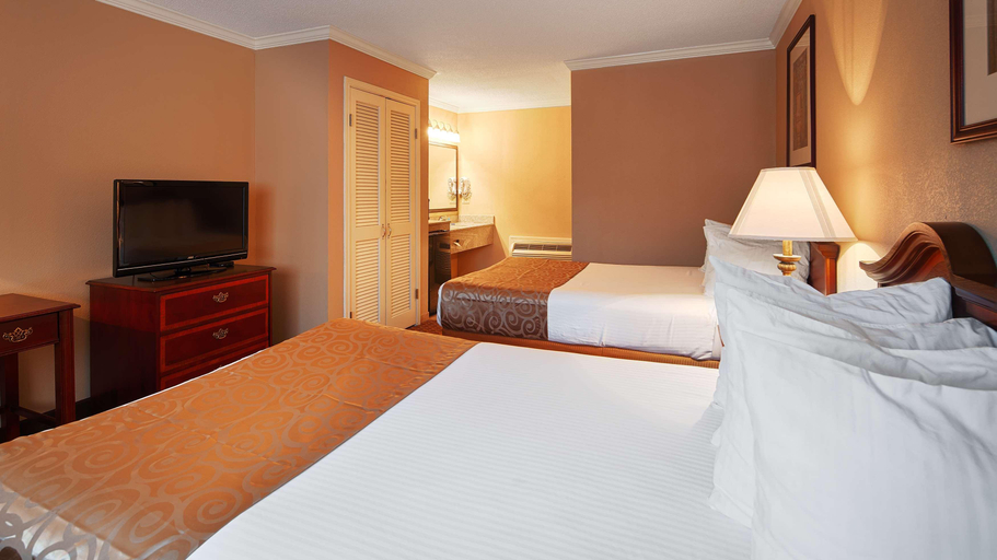 Bedroom 3, Best Western Forest Inn, Saint Mary