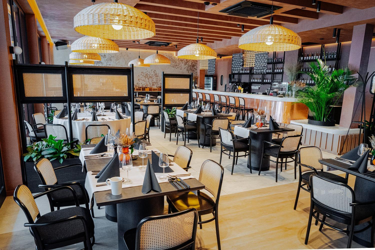 Food & Drinks 5, Hygge Hotel, Ople