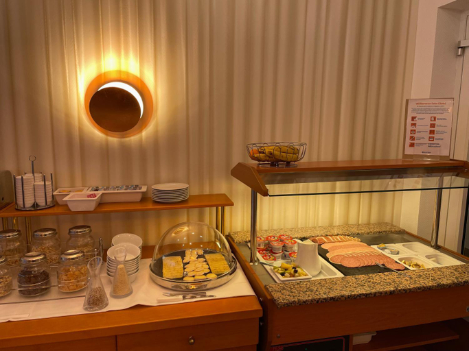 Food & Drinks 5, Hotel-Gasthof Huttensteinach, Sonneberg