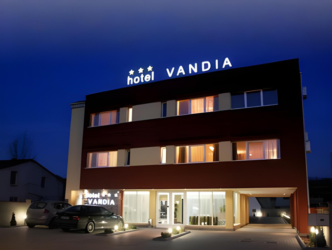 Exterior & Views 1, Hotel Vandia, Timisoara