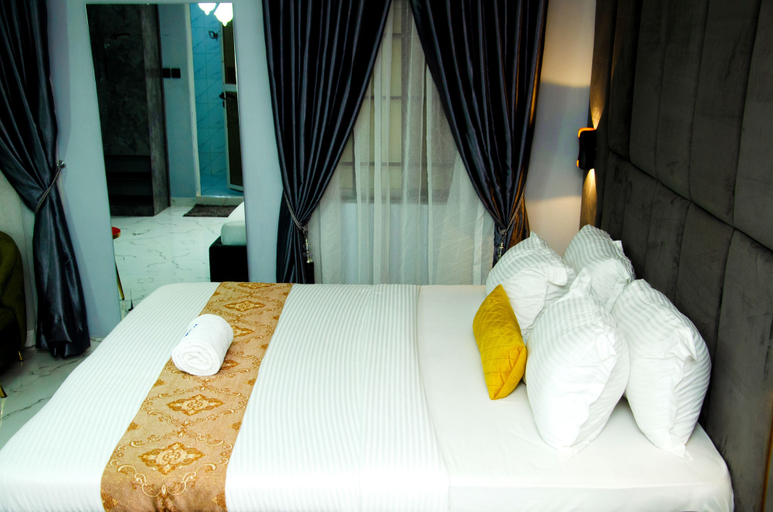 Room 4, Kdovehotels&suites, Ikeja