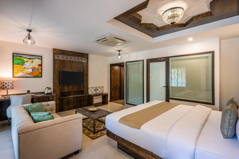 Bedroom 3, Silver Waves Resort & Spa - Daman, Daman
