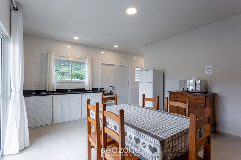 Dining 4, JTL - Apartments Near Jurere Beach, Florianopolis