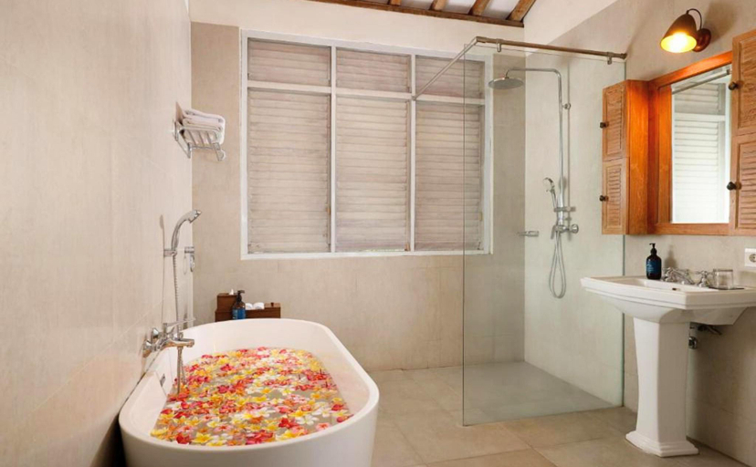 Others 5, Luxury 5 BR Private Pool Villa, Badung