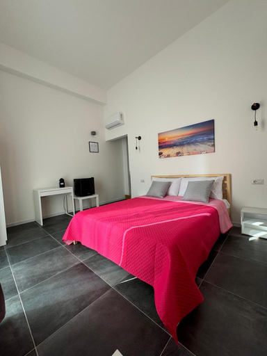 Others 5, My Happy Place Rooms, Palermo