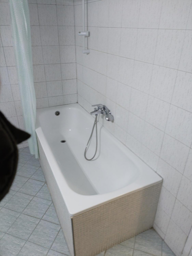 Bathroom 3, Cosy Flat Helexpo in Old City D11, Central Macedonia