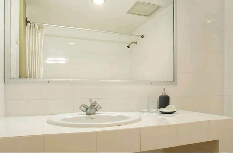 Bathroom 4, Takiab Beach Resort, Hua Hin