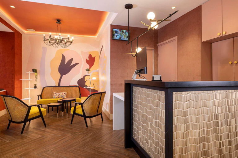 Public Area 3, Hotel Elysees 8, Paris