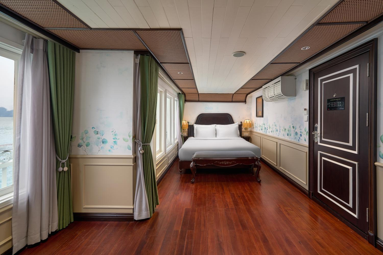Bedroom 2, Signature Royal Cruise, Hạ Long