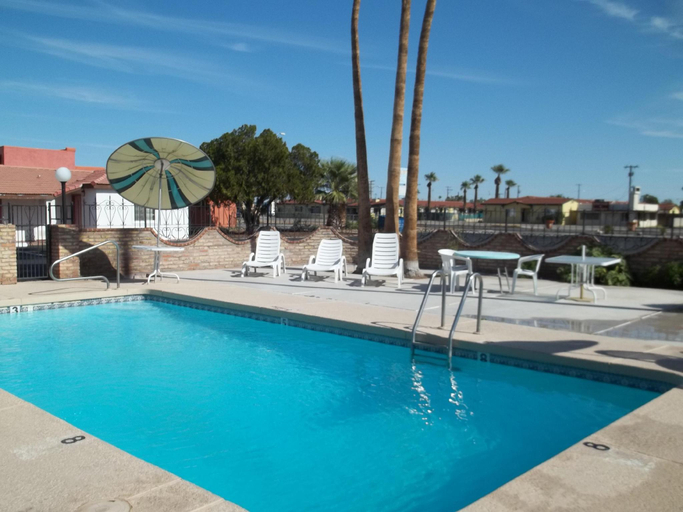 Others 2, Hacienda Motel Yuma, Yuma